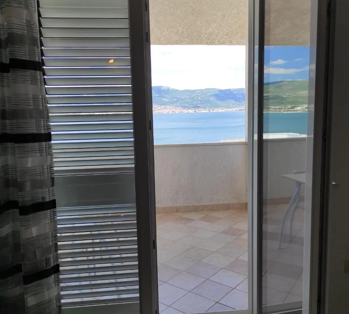 Family Friendly Apartments With A Swimming Pool Arbanija, Ciovo - 16478 Trogir
